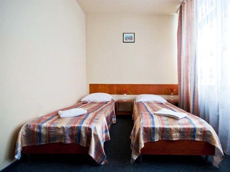 Hotel Start Krasków Eksteriør bilde